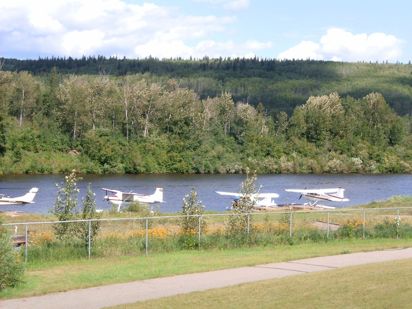 Fort McMurray and the Athabasca River valley